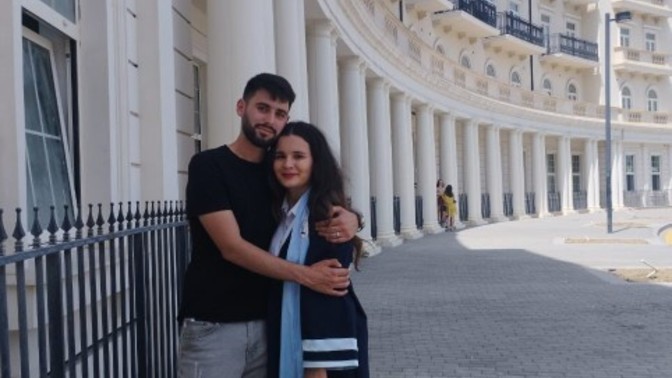 Sevgilimle yakışıyormuyuz? benziyormuyuz? sizce kaç yaşımızdayız?