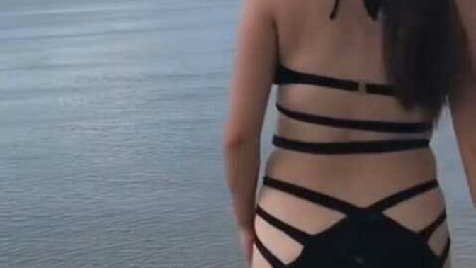 Şu tarz bikiniler itici midir?