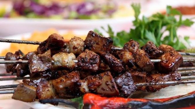 İlk buluşmada ciğerciye gidilir mi?