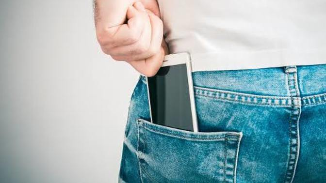 Cep telefonunu nerede taşıyorsun?