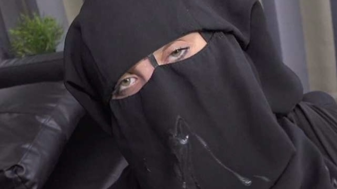 Avrupa’da peçe ile dolaşmaya izin veriyorlar mı?