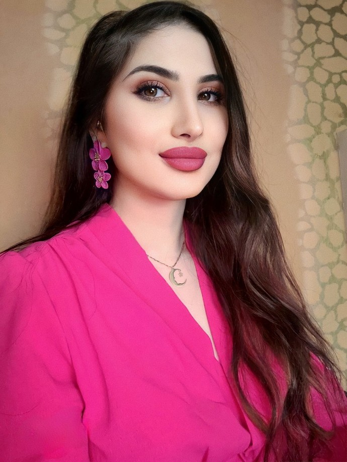 Pembe sever misiniz?