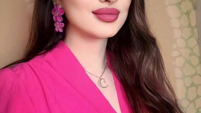 Pembe sever misiniz?