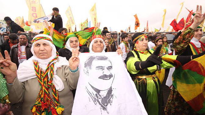 Kürtler Abdullah öcalanı neden sever?