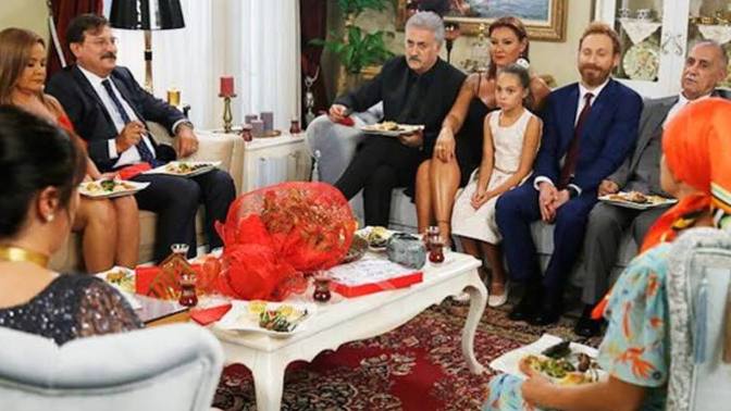 Görücü usulü evlilikler komik değil mi?