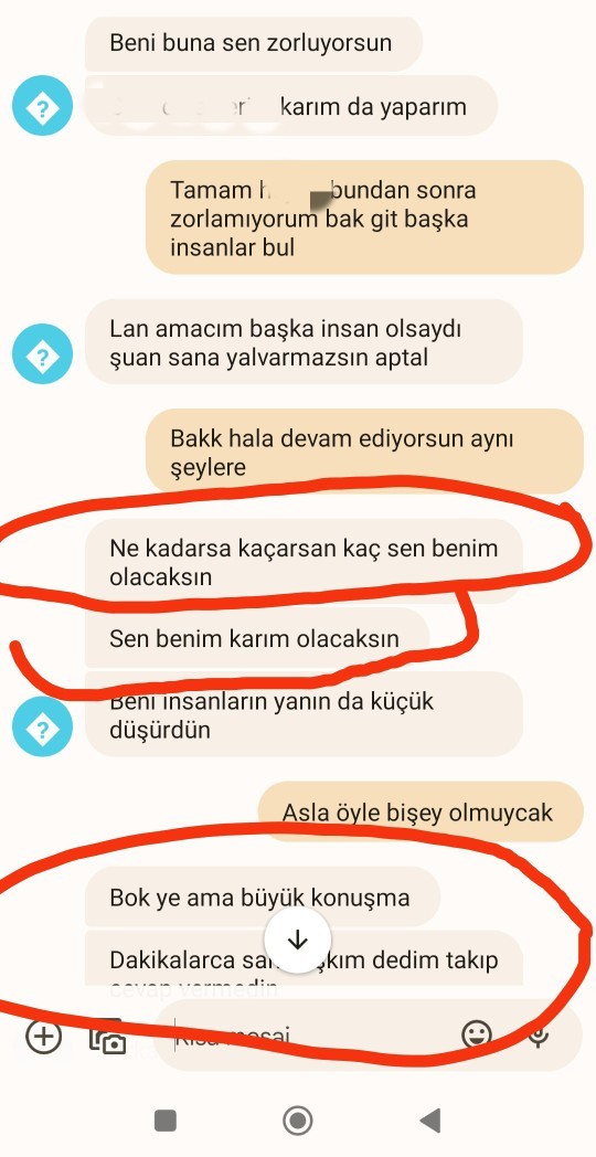 Bir öyle davranıyor bir böyle, işleri çok yoğun üzerine gidiyorum bazen ama hata bende mi?