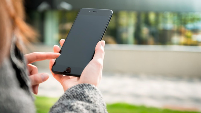 Dışarıda "Telefonunuzu kullanabilir miyim?" diyen birine cevabınız ne olur?