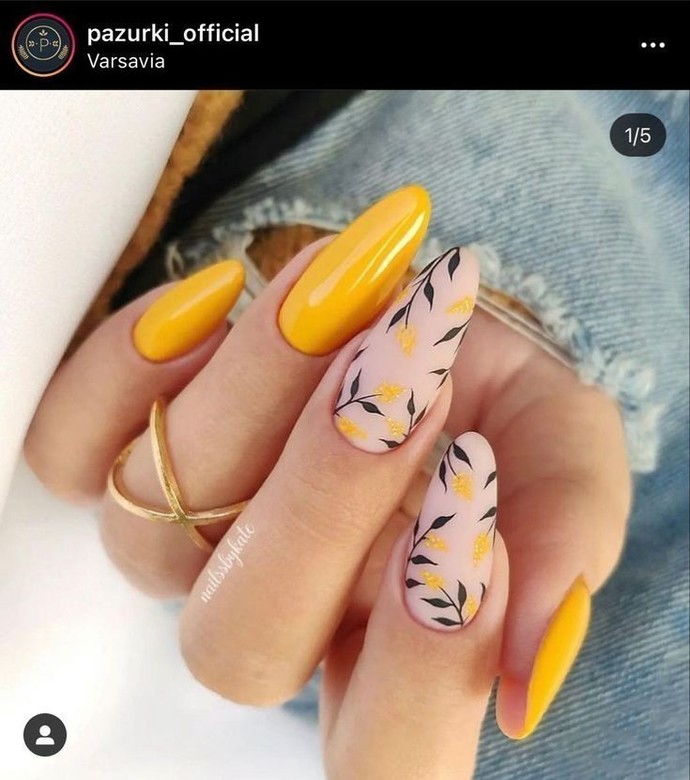 Rengarenk tırnaklari 💅 sever misiniz?