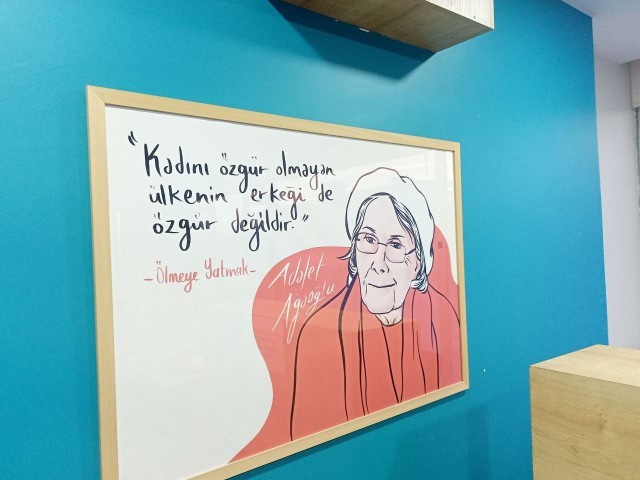 Kadını özgür olmayan ülkenin erkeği özgür müdür sizce 🥲😀?