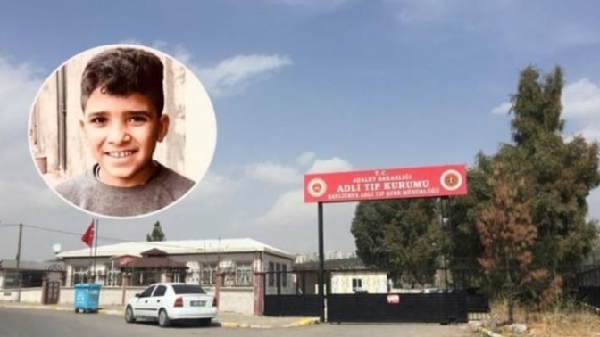 Şanlıurfa'da 12 yaşındaki bir çocuk bir medresenin bitişiğinde bulunan ahırda asılı halde bulundu. Siz ne düşünüyorsunuz?