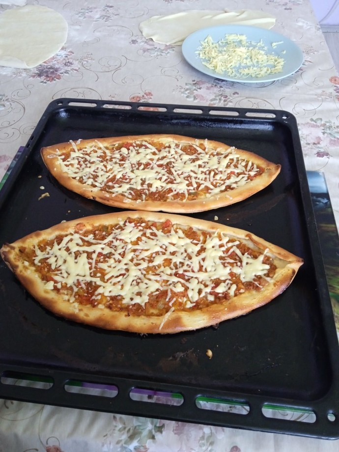 Kıymalı pide yaptım nasıl olmuş?