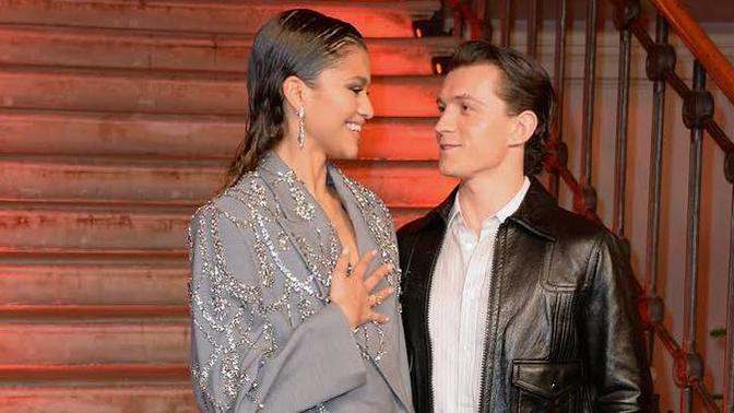 Tom Holland:"Zendaya benim çocukluk aşkımdı" dedi. Sizin çocukluk aşkınız hangi ünlüydü?