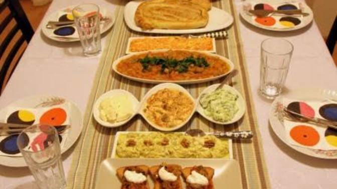 Misafirlikte doymayınca ikinci tabağı isteyebilir misin?