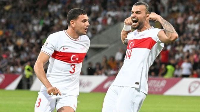 Letonya 2 - Türkiye 3... Bu galibiyetten sonra söylüyorum, Kuntz defolup gidecek ya da gidecek!! Ne düşünüyorsunuz?