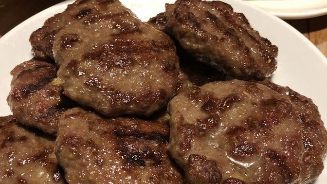 Sabah saatlerinde sulu sulu ızgara köfte yenir mi?