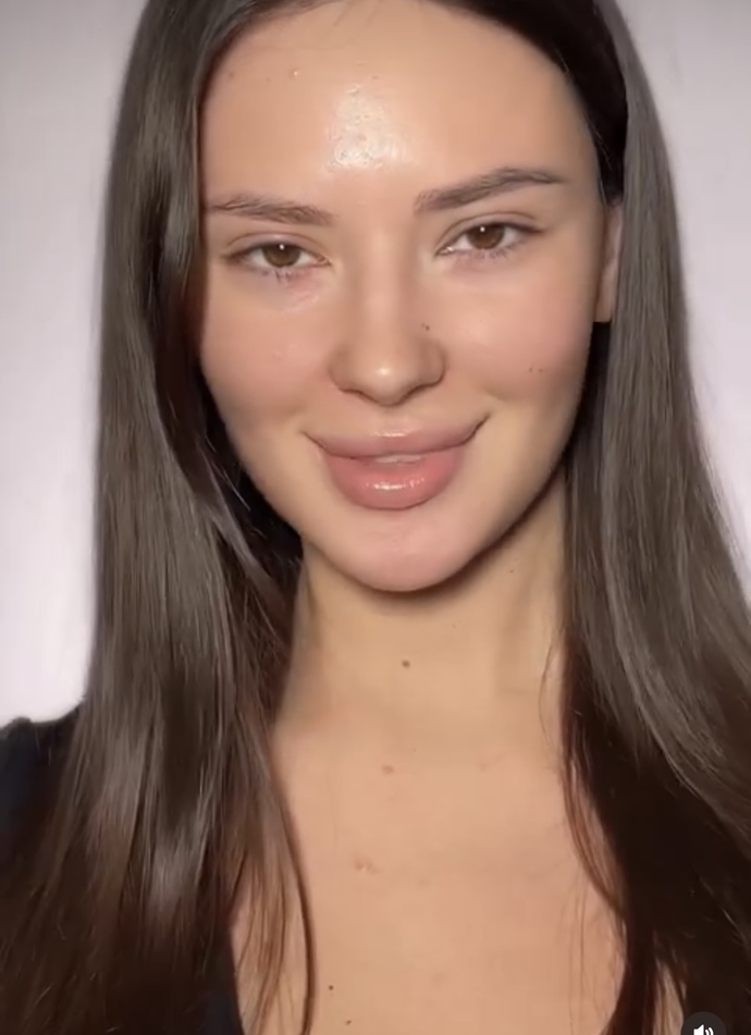 Böyle buğulu makyajları beğeniyor musunuz😍 ?
