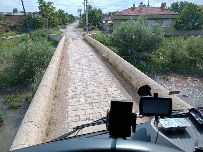 Uzun seyahatlerde yol kenarlarındaki güzel yerlerde durmayı sever misiniz?