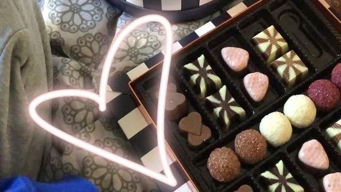 Sevgiliniz size hediye alınca içinizde neler uçuşur?