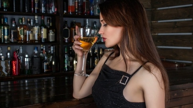 İlk defa içki içecek olan birine vereceğiniz tavsiyeler nelerdir?