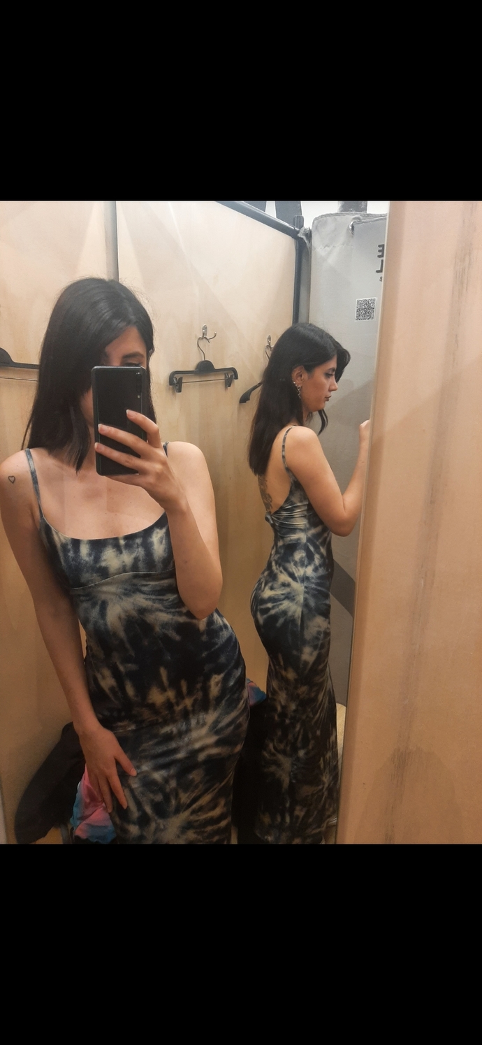 Elbise nasıl, 650 liraya alınır mı?