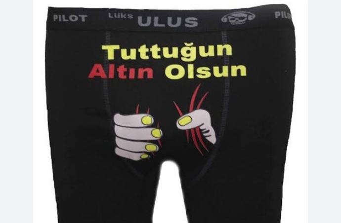 Sevgilinizle birbirinize iç çamaşır hediye ettiğiniz oldu mu?