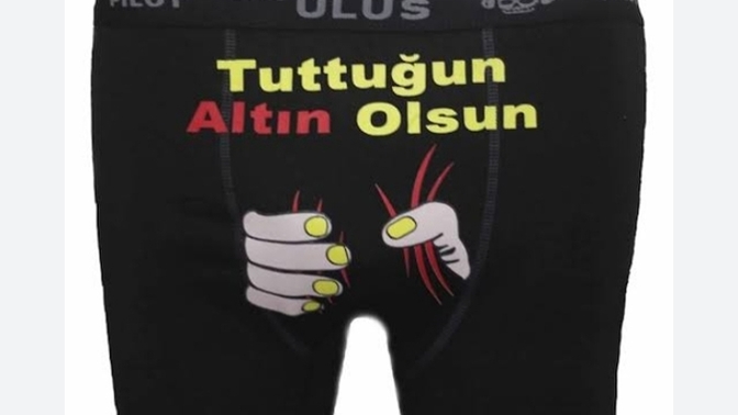 Sevgilinizle birbirinize iç çamaşır hediye ettiğiniz oldu mu?