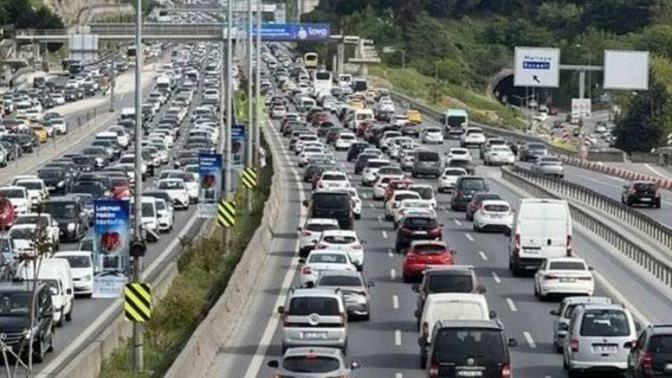 Bayram trafiğine kalmamak için kaç gün önceden yola çıkarsınız?