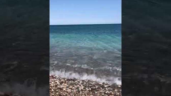 Alp Dağlarında şömine önünde mi tatil yapmak isterdiniz yoksa Hawaii kumsallarında mı?