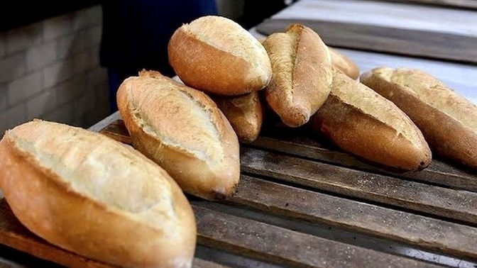 Ekmeğe zam! Yarından itibaren 10 TL'den satılacak. Günde kaç ekmek alıyorsunuz?