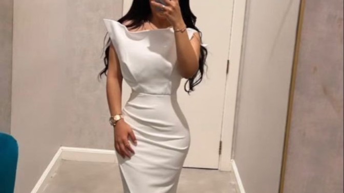 Bu beyaz elbise güzel mi sizce?