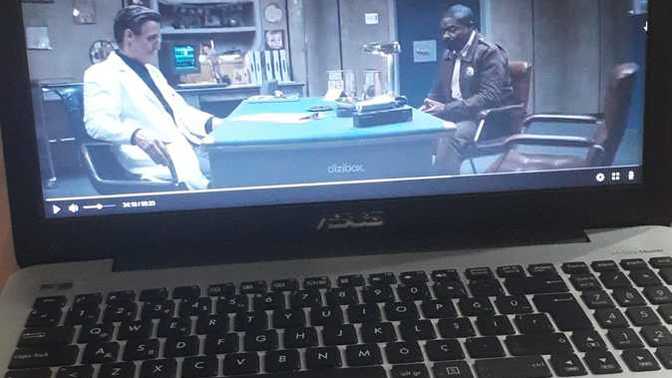 Kesinlikle izlemelisin dediğiniz bir film var mı?