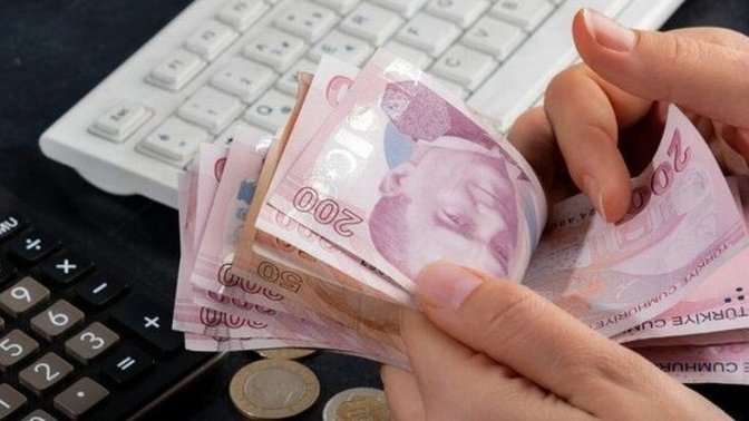 Asgari ücret 11.402 TL oldu! Ev geçindirmek kolaylaşır mı?