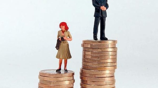 Sizce kadınların daha aşağı olduğunu düşünen erkekler bir ders almayı hak ediyor mu?