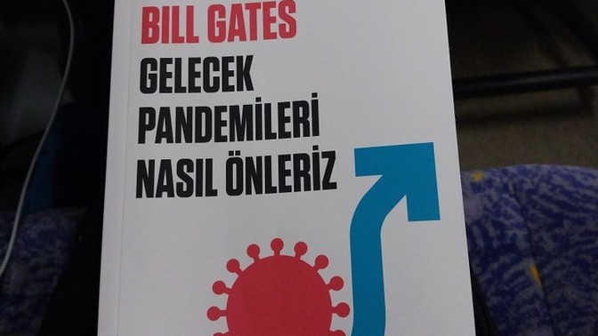 Şu an okuduğunuz kitap var mı?