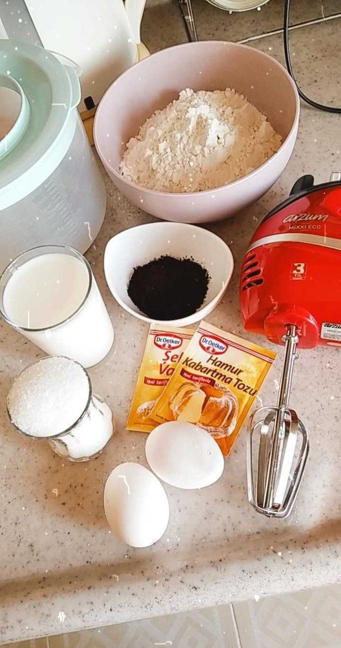Mutfakta temel pişirme malzemeleri olsa bile her fırsatta yedekte hazır bulundurur musunuz?