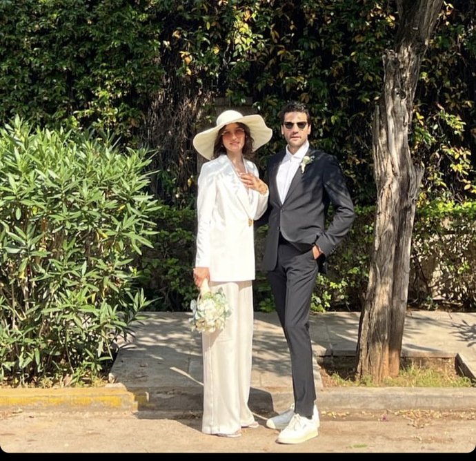 Kaan Urgancıoğlu ve Burcu Denizer çifti sade bir nikahla evlendi. Hayırlı olsun diyelim mi?