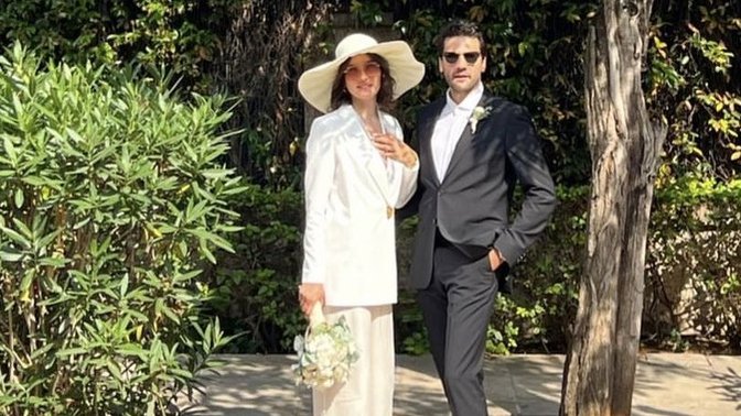 Kaan Urgancıoğlu ve Burcu Denizer çifti sade bir nikahla evlendi. Hayırlı olsun diyelim mi?