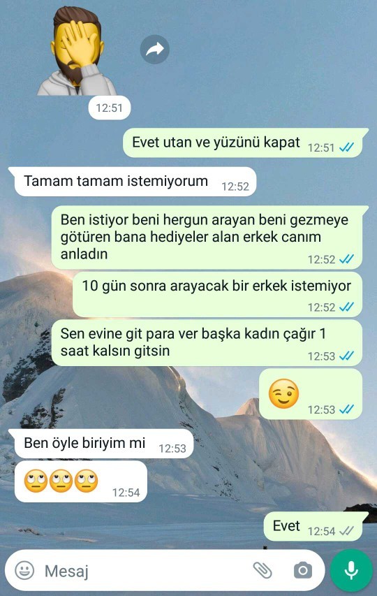 Erkeklerde artık utanma kalmamış sanki komşudan tuz istiyorlar sizce?