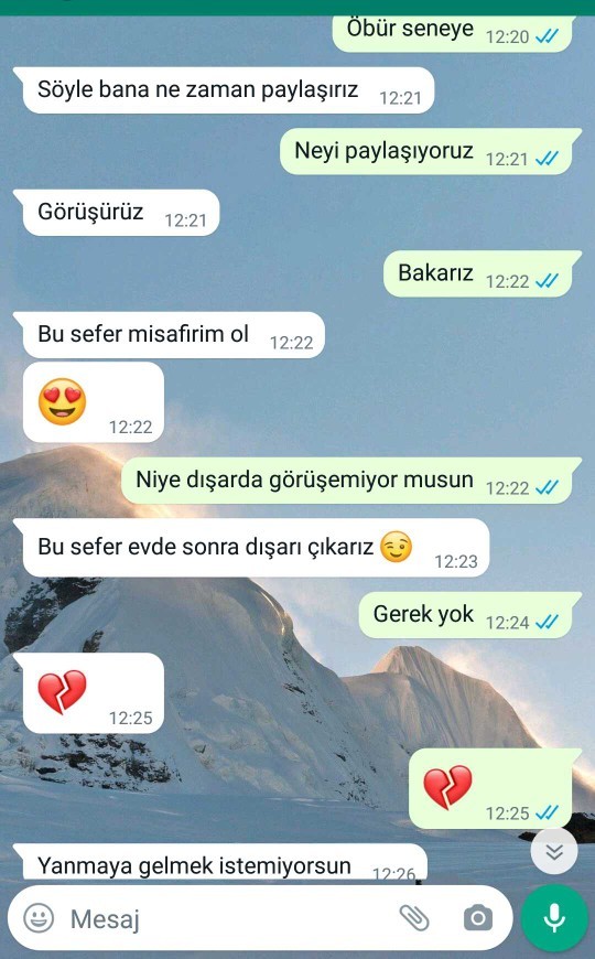 Erkeklerde artık utanma kalmamış sanki komşudan tuz istiyorlar sizce?