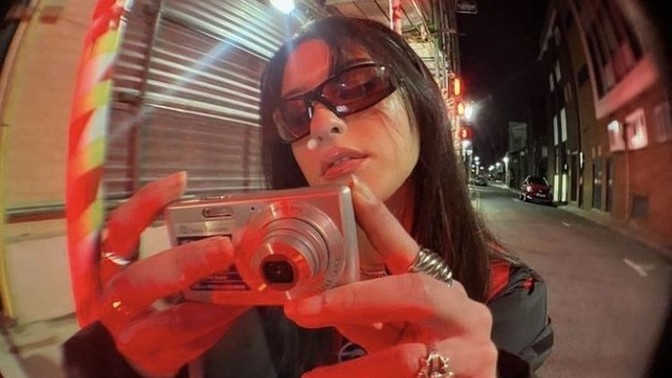 Genç yaşınızda saçlarınıza lapa lapa kar yağdı mı?