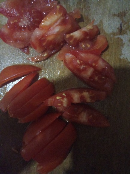 Domatesin kabuğu soyulmadan menemen yapılır mı sizce?