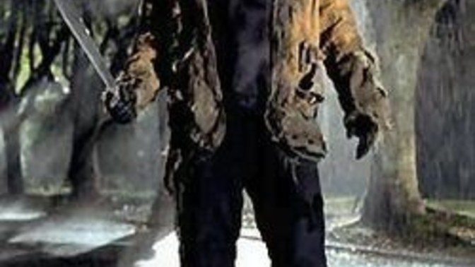Sizce 13. cuma katili jason voorhesi 👮👮👮3 polis durdurabilirmi sizce kaç polis durdurabilir?