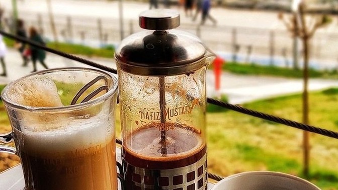 Sabah kahvenizi kahvaltı öncesi mi, kahvaltı sonrası mı içersiniz?