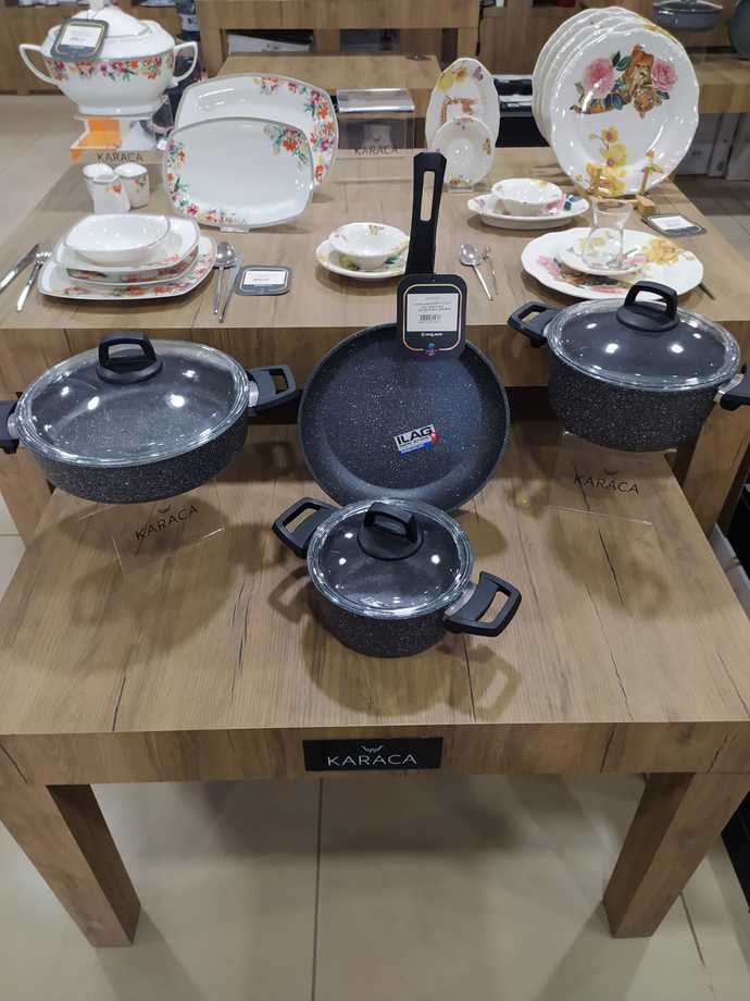 Çeyizim için alıcağım hangisi daha güzel sizce?