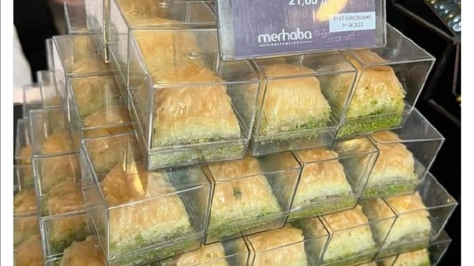 Bir dilim baklava 21 TL oldu, zamlar dan memnun musun?