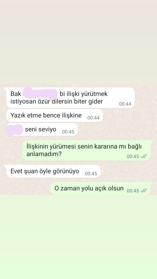 Arkadaşlar sizce bu kızın amacı ne?