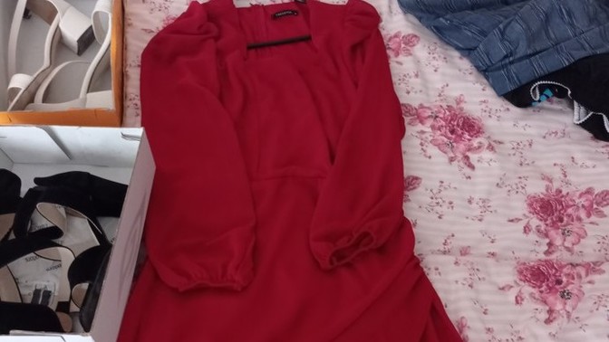 Bu elbiseyi hangi ayakkabıyla giymeliyim?