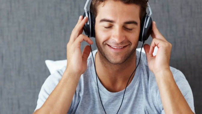 Bir günde kaç dakikan müzik dinleyerek geçiyor?