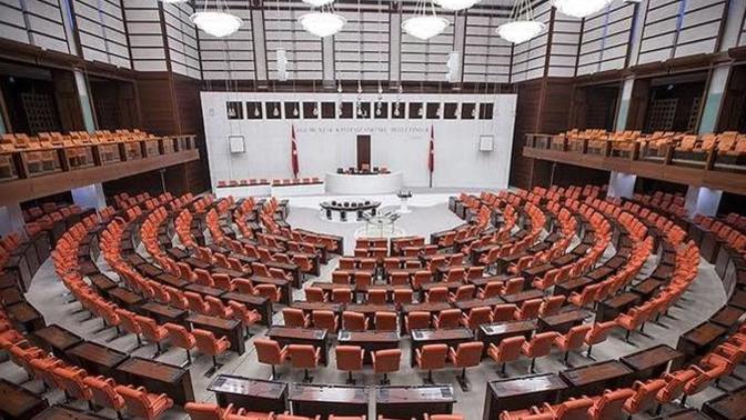 Milletvekili olup ayda 70 bin TL almak için tuttuğunuz siyasi partinin en büyük rakibi olan partiden milletvekili  olur musunuz?