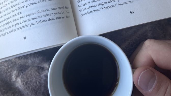 Kimler pazar günü bile olsa erkenci?